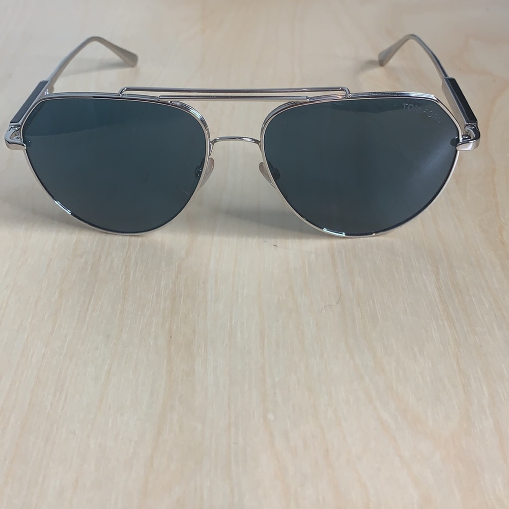 Tom Ford Andes TF670 16V Sunglasses